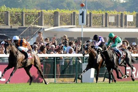 Galopp: Starke gewinnt mit Sisfahan Deutsches Derby