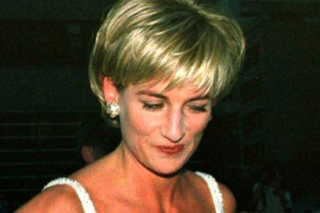 1997 präsentierte sich Diana in New York im Träger-Top.