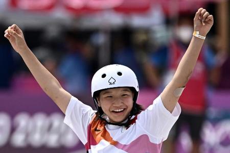 Skate-Teenies wie im Rausch: Nishiya erste Skateboard-Olympiasiegerin