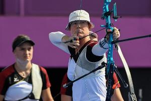 Taifun in Tokio: Bogenschützinnen müssen "flexibel" sein
