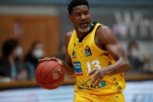 Basketball: Ludwigsburg verlängert mit Polas Bartolo