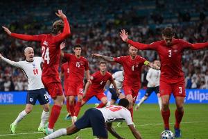 Dänen "wütend" nach fragwürdigem Elfmeter