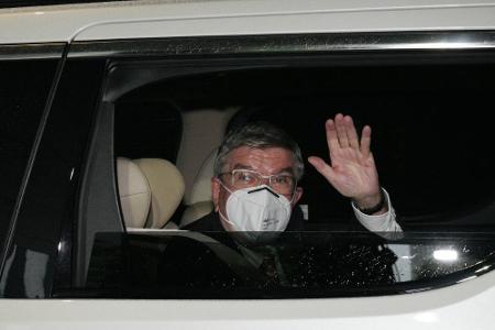 IOC-Präsident Bach in Tokio eingetroffen