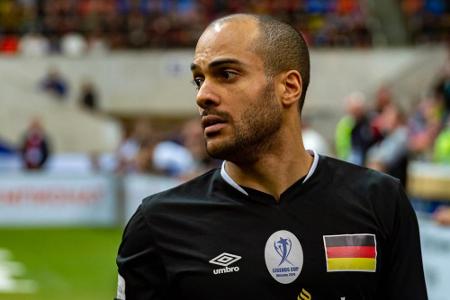 2015 räumte der Ex-Fußballprofi und WM-Held von 2006, David Odonkor (36), dank seiner natürlichen und sympathischen Art den ...