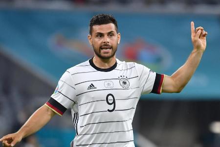 Mit einer Nominierung für die EM hatte im Vorfeld niemand gerechnet - am wenigsten wohl Kevin Volland selbst. Der Stürmer de...
