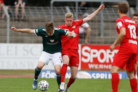 Hansa holt Linksaußen Schumacher