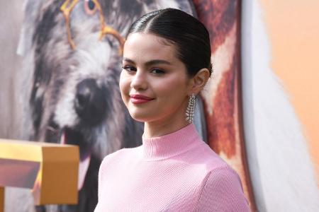 Diese Promis haben mit Depressionen zu kämpfen Selena Gomez