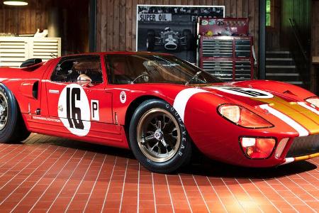 Ford GT40 Alan Mann Lightweight (1966)