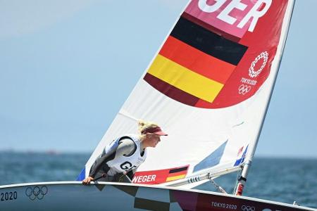 Überraschung zum Auftakt: Seglerin Weger führt das Feld an