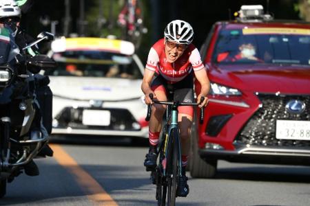 Kiesenhofer gewinnt überraschend Olympia-Gold im Straßenrennen - Brennauer Sechste