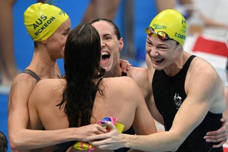 Australische Freistilstaffel schwimmt ersten Weltrekord in Tokio