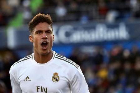 Einigung mit Real: ManUnited unmittelbar vor Varane-Transfer
