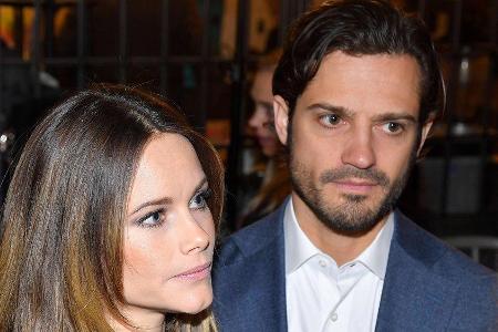 Prinzessin Sofia und Prinz Carl Philip zeigen sich erstmals mit ihren drei Kindern.