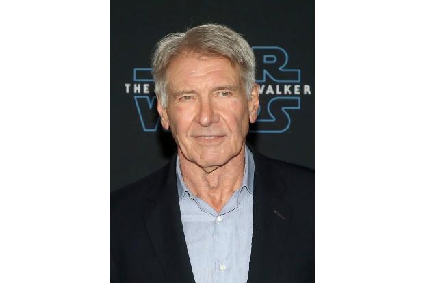 Die Dreharbeiten zu 'Star Wars: Das Erwachen der Macht' mussten unterbrochen werden, nachdem Harrison Ford von einer hydraul...
