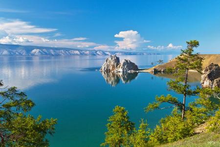 Apropos Seen: In Russland liegt ein See der absoluten Superlative: der Baikalsee. Der Koloss in Sibirien ist mit über 25 Mil...