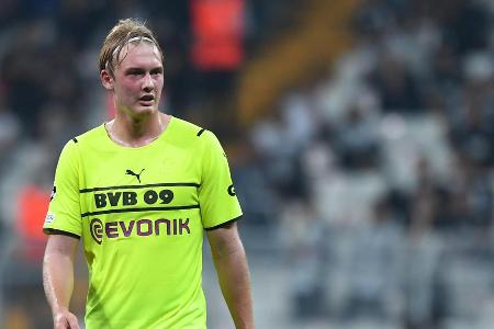 Musste nach der Verletzung von Dahoud einen unverhofften Kaltstart hinlegen. Zog deshalb in seinen ersten Duellen oftmals de...