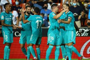 Doppelschlag: Real Madrid dreht Spitzenspiel in Valencia