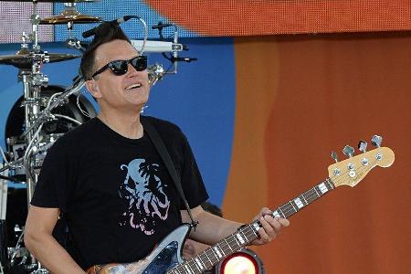 Mark Hoppus ist nicht nur Sänger, sondern auch Bassist von Blink-182.