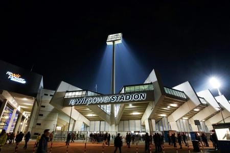 Bochum gegen Hertha vor bis zu 14.000 Fans
