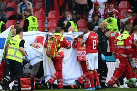 Dänischer Zweitligaspieler kollabiert - Spielabbruch