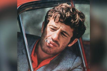 Als rauchen noch als cool galt: Jean-Paul Belmondo 1965 in 