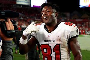 Tampa Bay Buccaneers: NFL-Champion Brown auf COVID-Liste