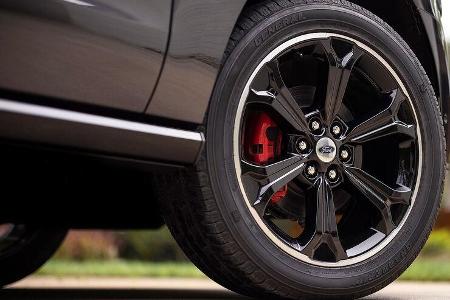 2022 Ford Expedition Stealth Edition Performance Package