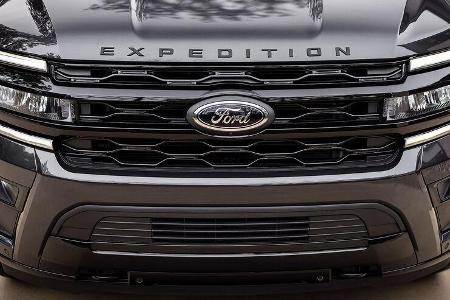 2022 Ford Expedition Stealth Edition Performance Package