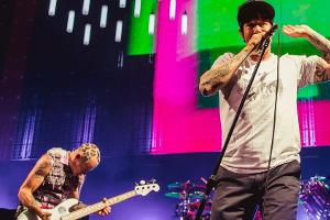 Die Red Hot Chili Peppers haben eine Welttournee für 2022 angekündigt.