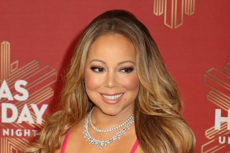 Im Alter von 20 Jahren erschien 1990 ihre erste Platte 