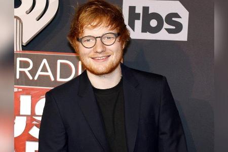 Auch Ed Sheeran ist manchmal Fan, zum Beispiel wenn es um Fußball geht.