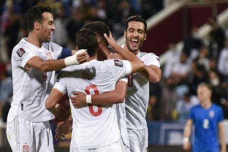 Spanien siegt knapp im Kosovo - Schweden patzt