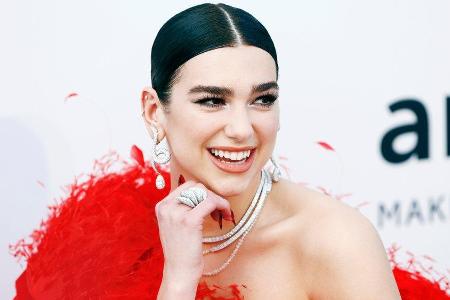 Dua Lipa hat ihre Teilnahme an der Met Gala abgesagt