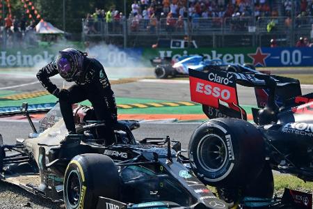 Hamilton und Verstappen kollidieren und scheiden aus