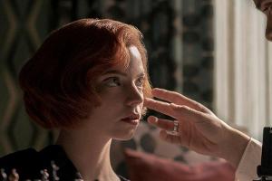 Anya Taylor-Joy als Beth Harmon in "Das Damengambit".