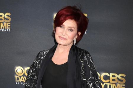 Die Überlebenschance von Sharon Osbourne wurde auf 33 Prozent geschätzt. Doch die heute 65-Jährige ließ sich von ihrem Dickd...