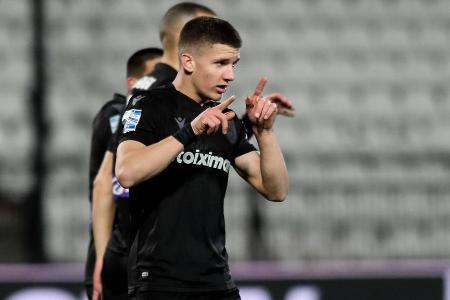 Neben dem BVB soll auch Gladbach das griechische 'Wunderkind' Christos Tzolis im Blick haben - kein Wunder, trifft der 19-jä...