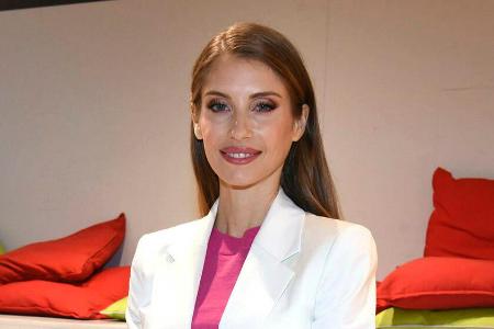 Cathy Hummels moderiert erneut den 