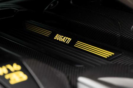 Bugatti Chiron Sport und Pur Sport: Augenschmaus bei Pariser Fotoshooting