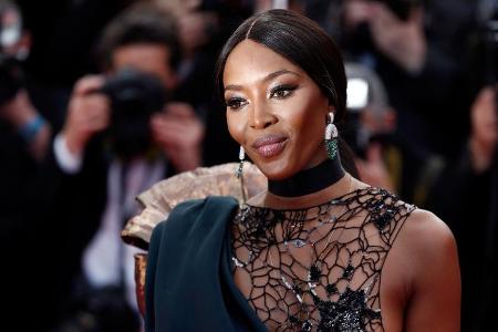 Naomi Campbell ist auch mit 50 Jahren gut im (Model-)Geschäft.