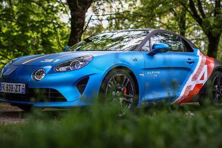 Alpine A110 Trackside Cars