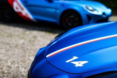 Alpine A110 Trackside Cars