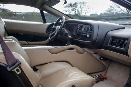 Jaguar XJ 220 (1992)