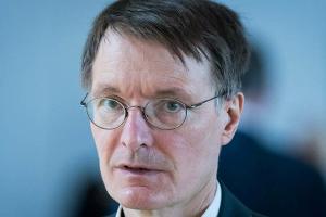 Karl Lauterbach will in einer Woche wieder fit sein.