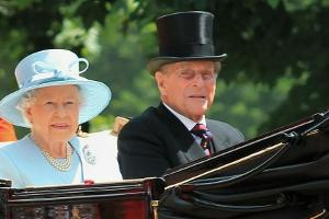 Queen Elizabeth II. und Prinz Philip im Juni 2017 in London