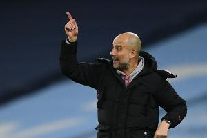 "Ich wäre doch verrückt": Guardiola setzt auf Offensive