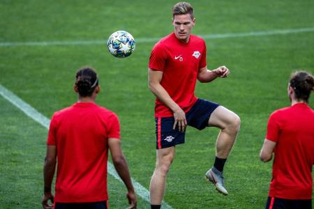Halstenberg zurück im Leipziger Mannschaftstraining