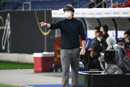 Löw lässt Rückkehr von Müller und Hummels weiter offen