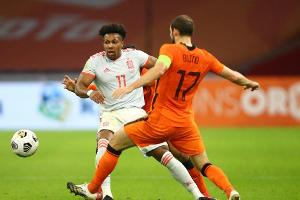 Niederlande: Abwehrspieler Blind droht EM-Aus