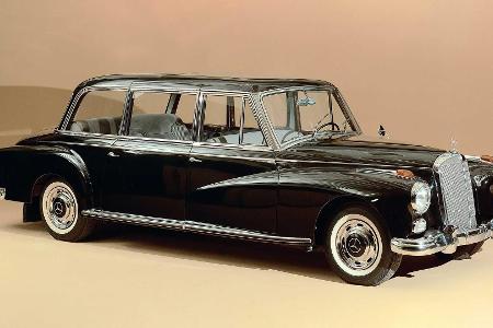 70 Jahre Mercedes 220 (W 187) und 300 (W 186/189)